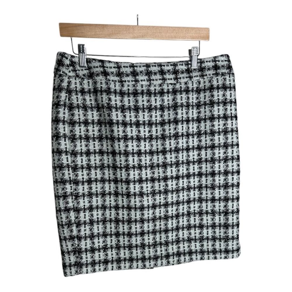Ann Taylor Women's Plaid Knit Skirt‎ Petite Size 12 Petite Black and White